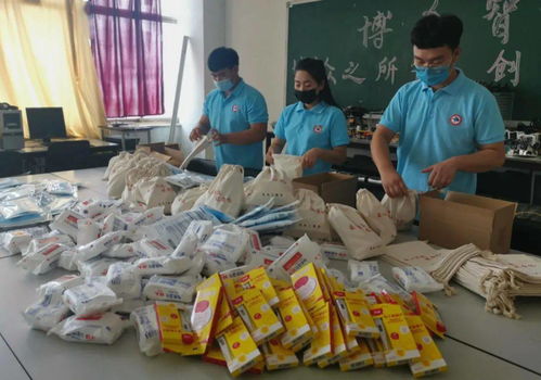 讓愛傳遞 機電系為學(xué)子發(fā)放愛心防疫健康包